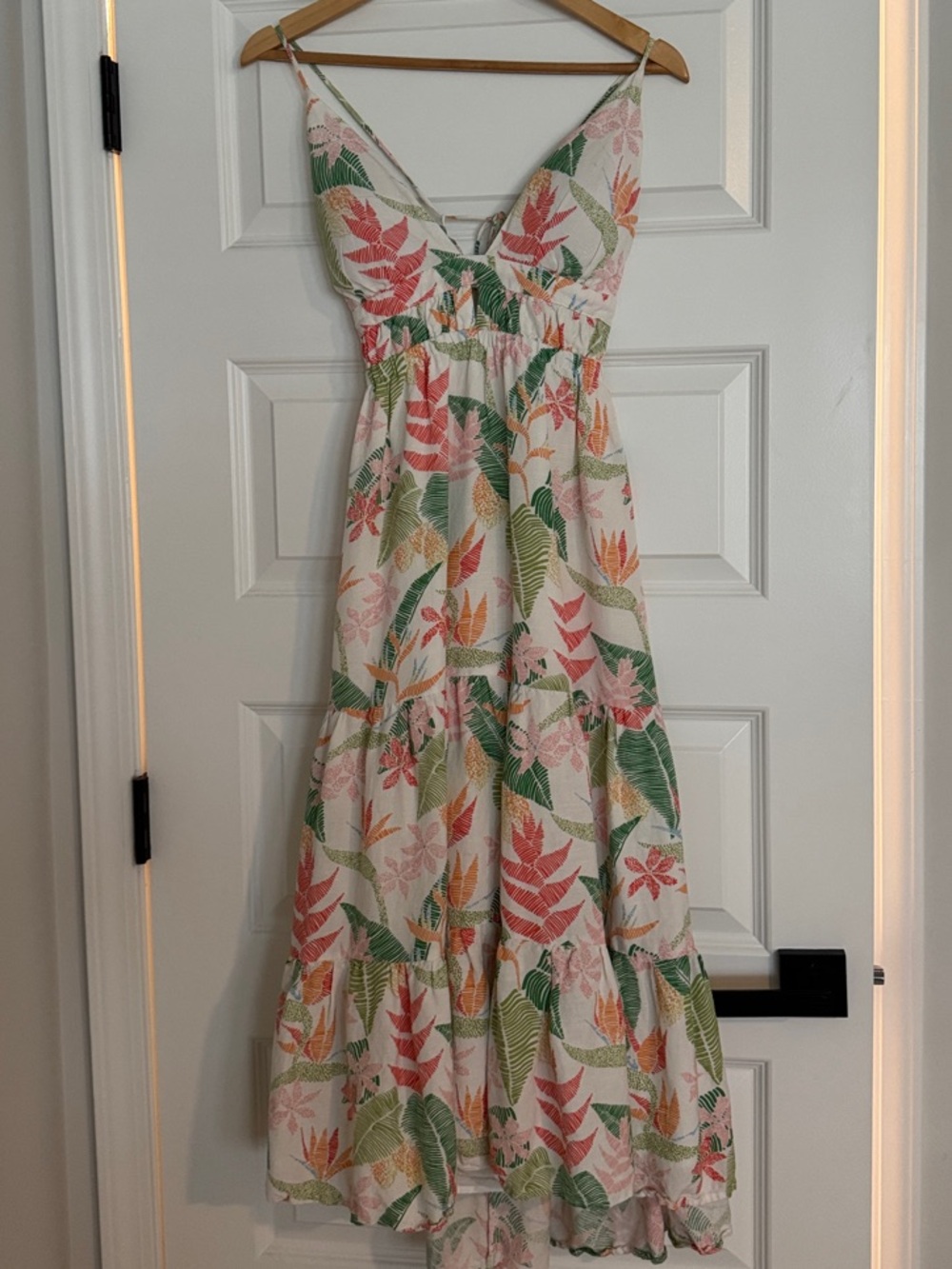 Tori Richard White Tropical Print Maxi Dress with Pink, Green & Orange Leaves